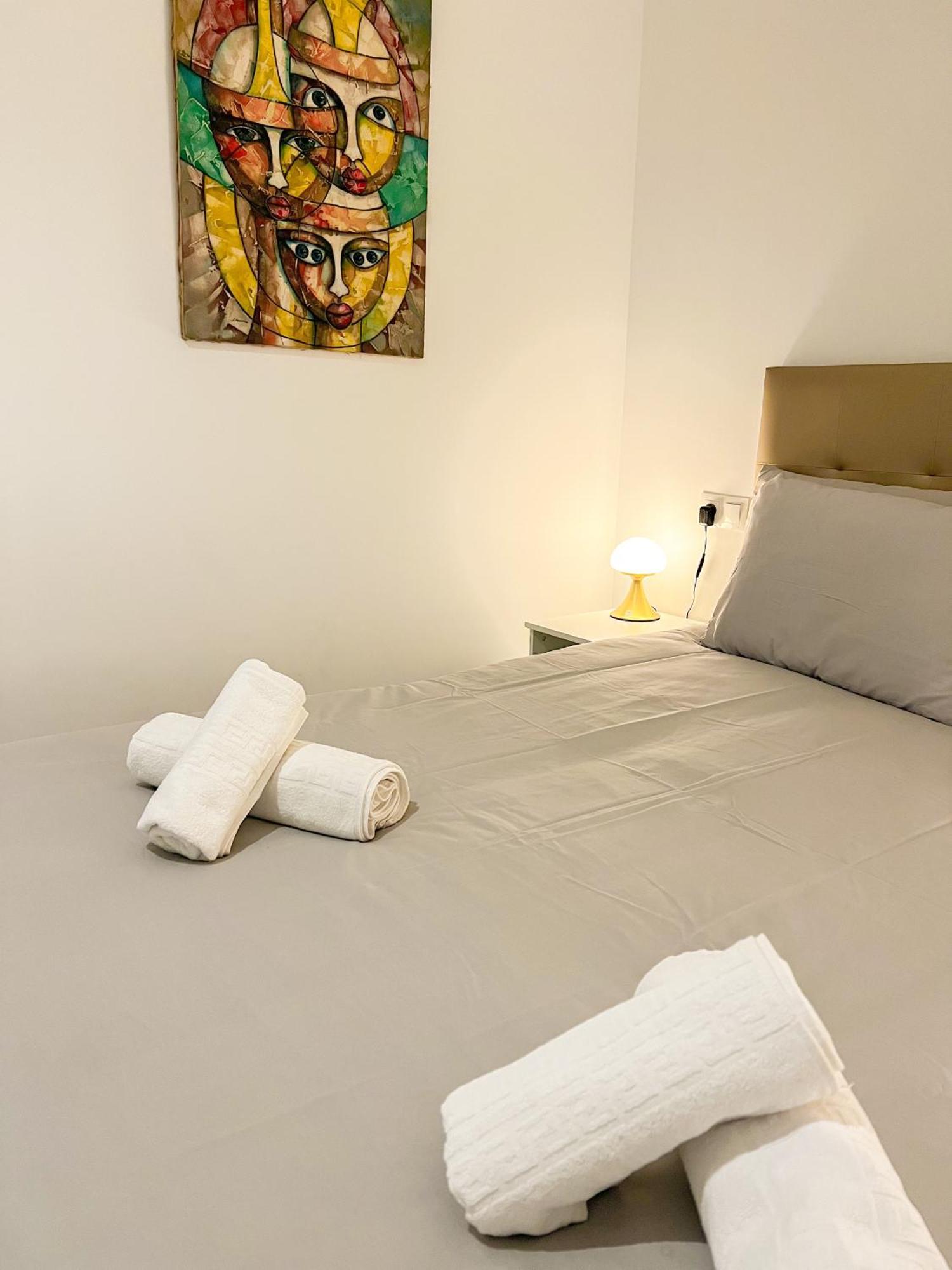 Cozy And Modern Family Flat Carihuela Apartment Торемолинос Екстериор снимка