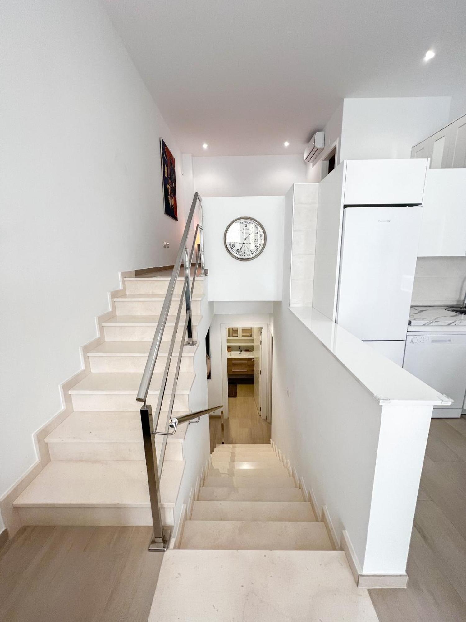 Cozy And Modern Family Flat Carihuela Apartment Торемолинос Екстериор снимка