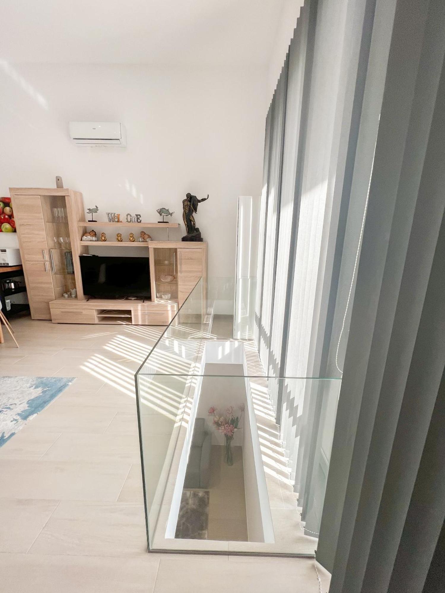 Cozy And Modern Family Flat Carihuela Apartment Торемолинос Екстериор снимка